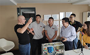 Coatmaster技術(shù)工程師Darko Arandjelovic到訪翁開爾