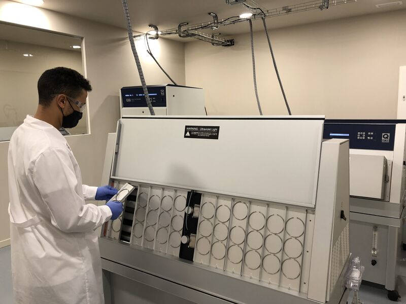 防腐涂料涂層樹脂油漆紫外光加速耐候機使用現(xiàn)場圖3