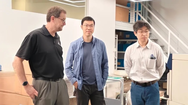 歡迎美國Q-Lab公司代表團到訪佛山翁開爾!!